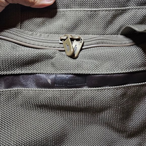 hartmann beige Ballistic Nylon overnight train case Weekender Duffle Travel bag - Picture 7 of 11